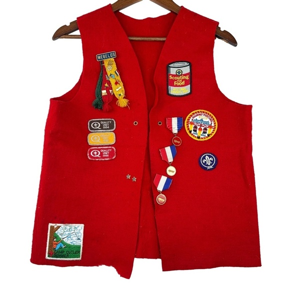 VTG 90s Official Boy Scouts of America WEBLOS Red Vest Size Medium - Picture 1 of 13